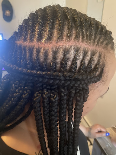 Aunty African Hair Braiding