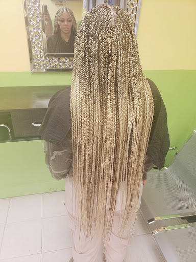 Classic African hair braiding