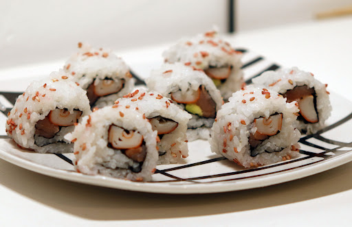 Roll & Box Sushi