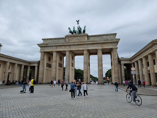 Berlin Tourist Info im Brandenburger Tor