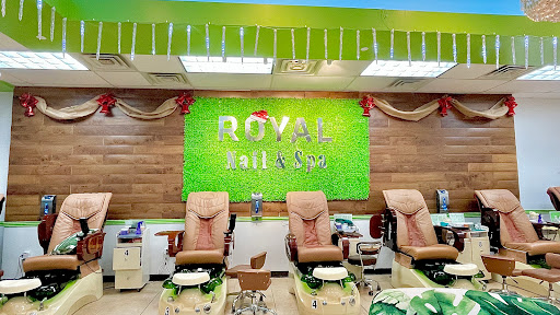 Royal Nails & Spa Pearland
