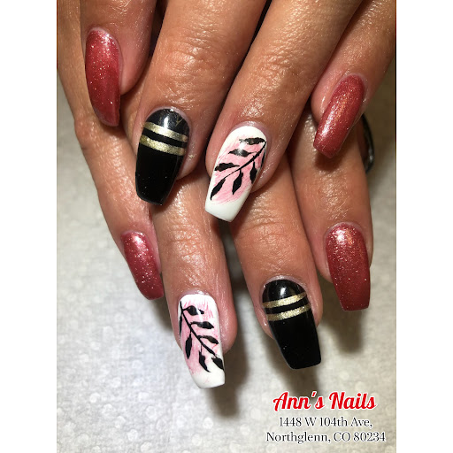 Ann's Nails