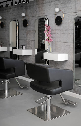 HairThrone Salon