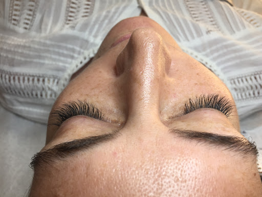Ben - Semi Permanent Makeup - Eyebrow Threading Tinting Henna Brow Lamination