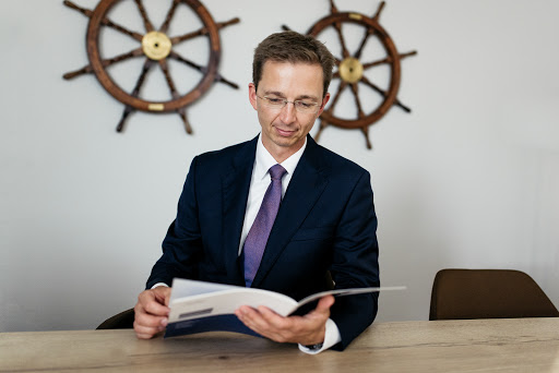 Jan Rühmling I Investmentberater I Versicherungsmakler