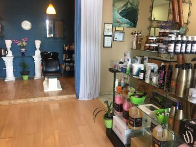 Jessica's Beauty salon and hair supply