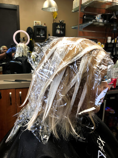 HairTech Studio