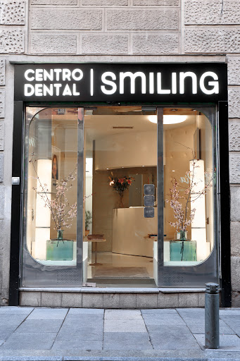 CENTRO DENTAL SMILING Madrid (centro)