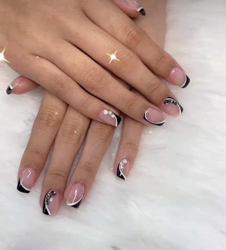 Total Nails +