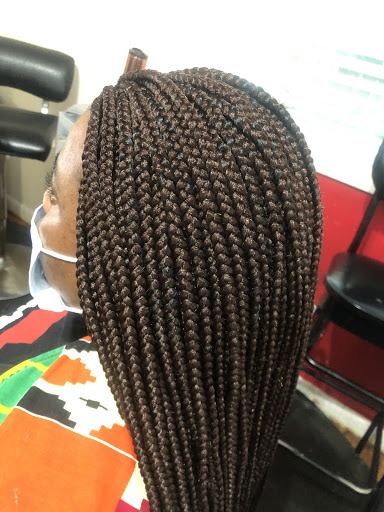 CLASSIC AFRICAN HAIR BRAIDING
