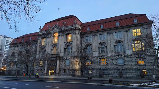 Amtsgericht Charlottenburg: Handels-, Partnerschafts- und Genossenschaftsregister