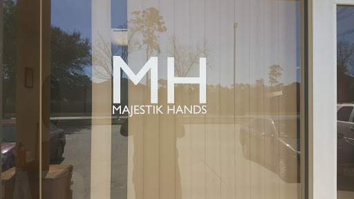 Majestik Hands