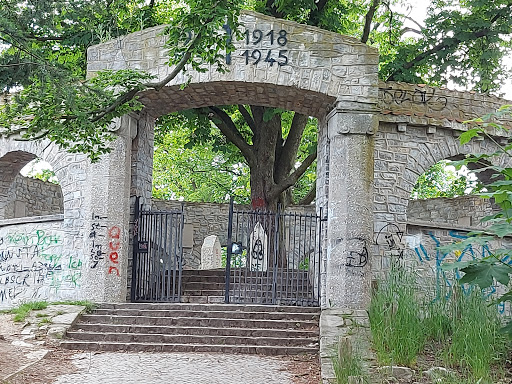 Kriegsdenkmal im Gemeindepark