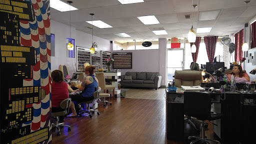Louisville Nails and Spa