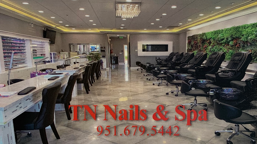 TN Nails and Spa