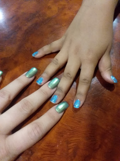 Yanet's Ultimate Nails