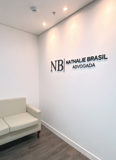Nathalie Brasil | Advogada | Cível e Empresarial