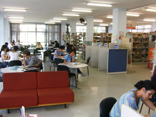 Biblioteca Monteiro Lobato