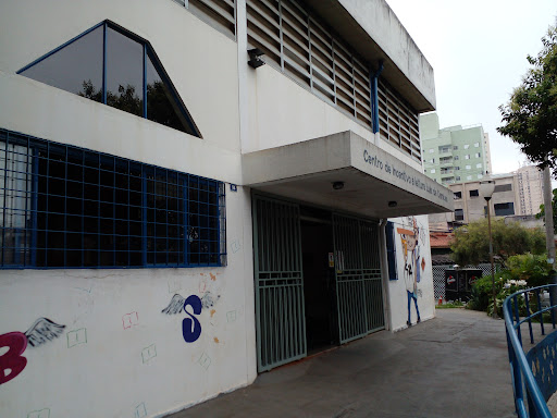 Centro de incentivo à leitura Luis De Camões