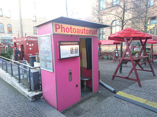 Photoautomat im Frannz Biergarten der Kulturbrauerei
