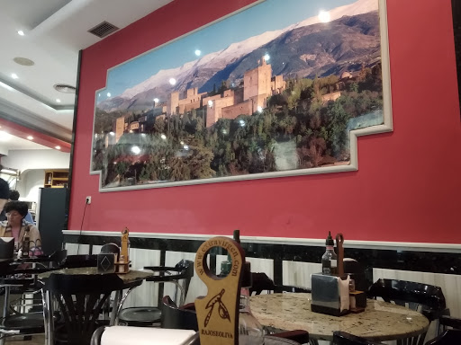 Cafetería Diplomatic - Cafetería en Granada
