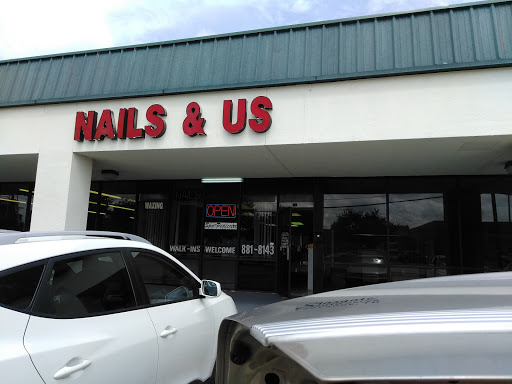 Nails & Us
