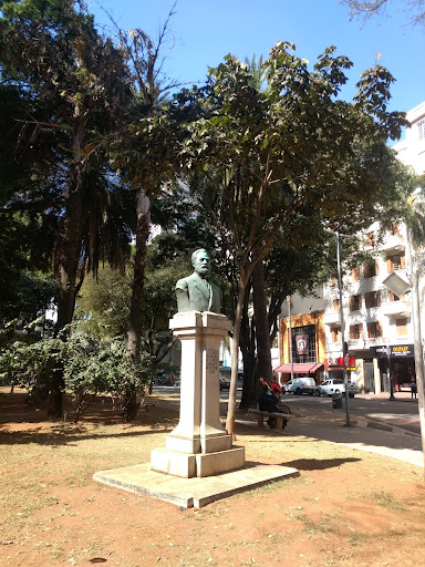 Monumento Luiz Gama