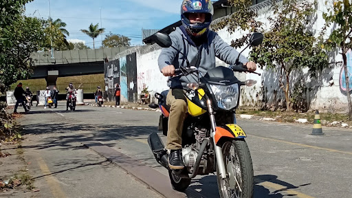 Aulas percurso de moto Taboão da Serra
