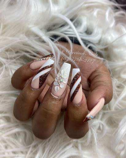 Precious Nails