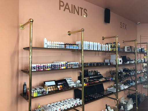 L Makeup Cosmetic Store