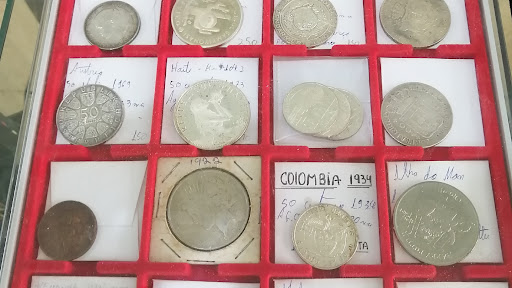Compro moedas e cedulas antigas