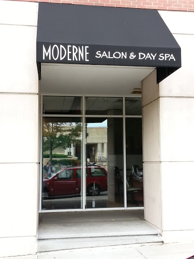 Squires Salon, Office and Call Center