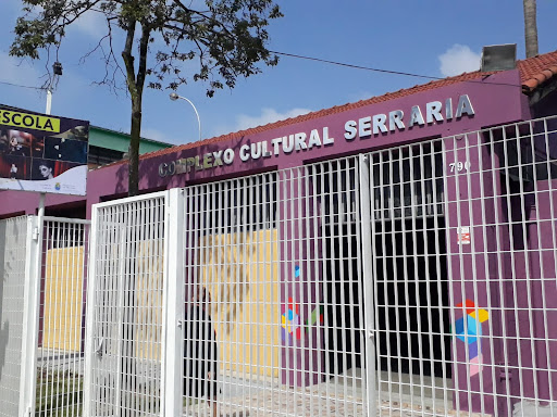 Centro Cultural e Biblioteca Serraria