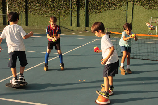 David´s Tennis School - locação de Tênis, locação de Squash, aula de Tênis para crianças