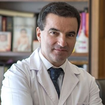 Dr. Ignacio Palomo Álvarez, Ginecólogo