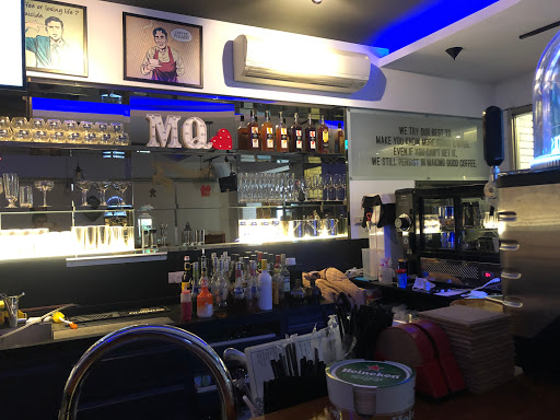 Miss Q 飛鏢咖啡餐酒館