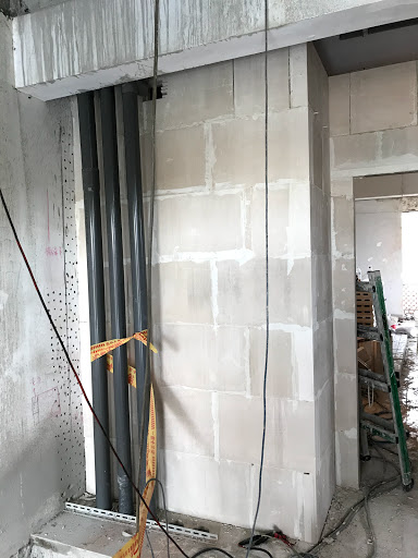 頴利工程-防潮石膏磚.SPC耐磨地板