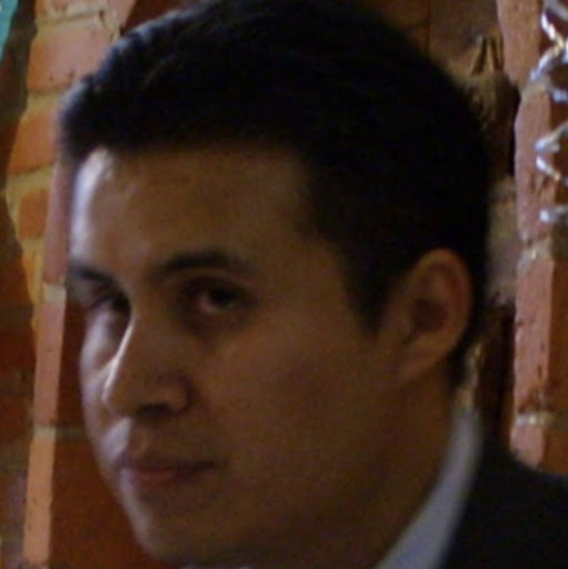 Dr. Luis Alberto Martinez Cruz, Gastroenterólogo