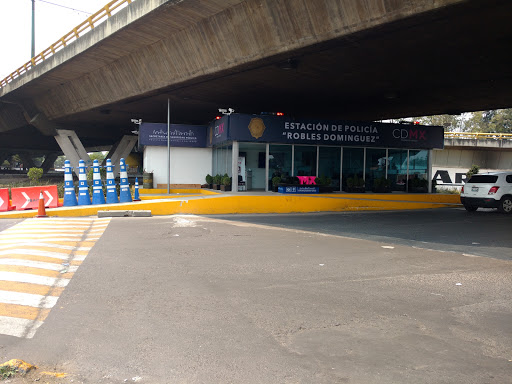 Estacion De Policia R. Dominguez