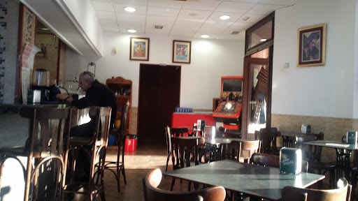 Cafetería Taperia Los Olivos (Los Corazones)