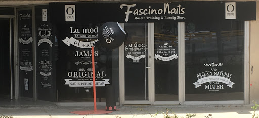 Fascino Nails by Organic Nails