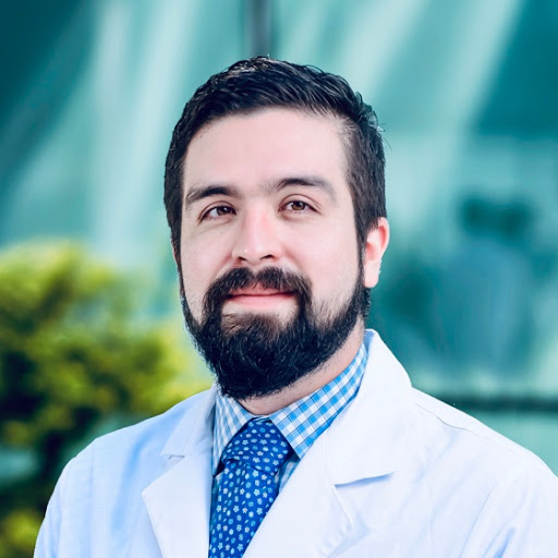 Dr. Enrique Gómez Figueroa, Neurólogo