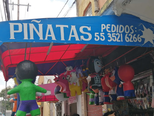 Piñatas Piña