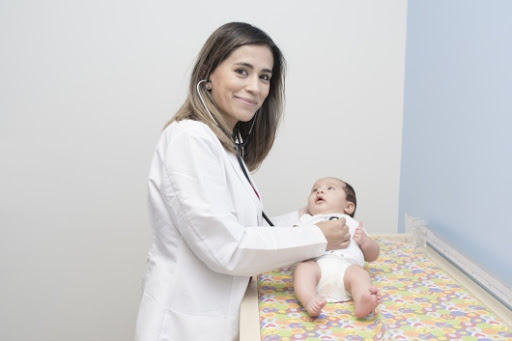 Dra. Ana Laura Acevedo Olguín, Pediatra