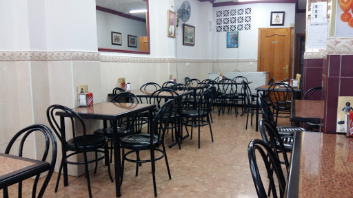 Cafetería El Cenachero