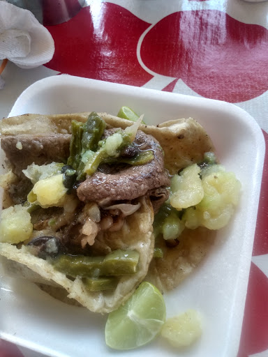 Los Tacos De Humo Del Puente