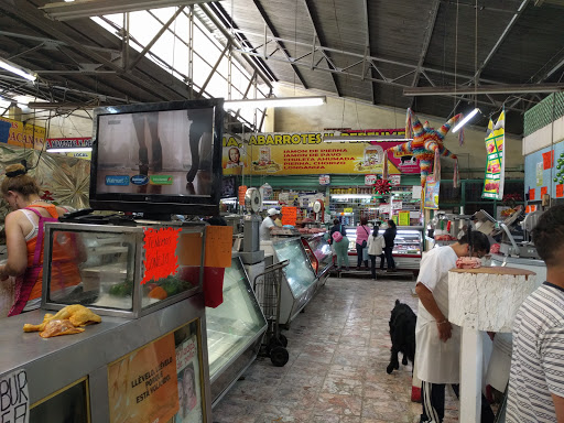 Mercado Santa María Ticomán