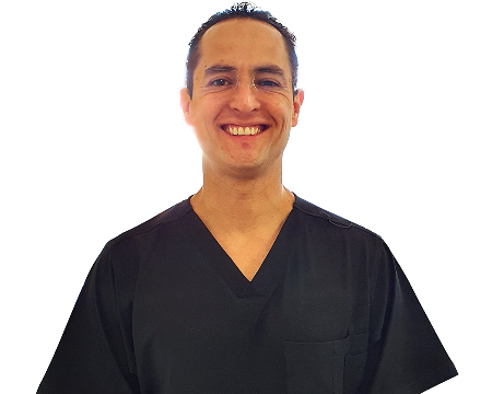 Dr. Ranulfo Romo Rodriguez, Cirugía de mano