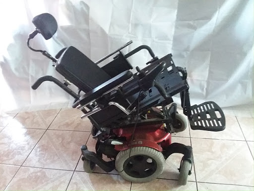 Reparación de sillas de ruedas eléctricas y Scooters para discapacidad.