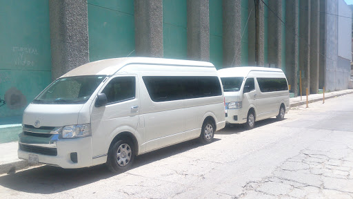 Corporativo Group Travel - Renta de Camionetas con Conductor